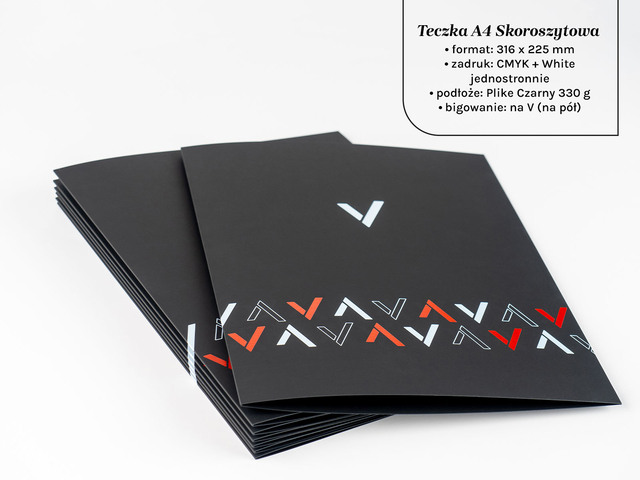 Teczki skoroszytowe na papierze plike czarnym 330g